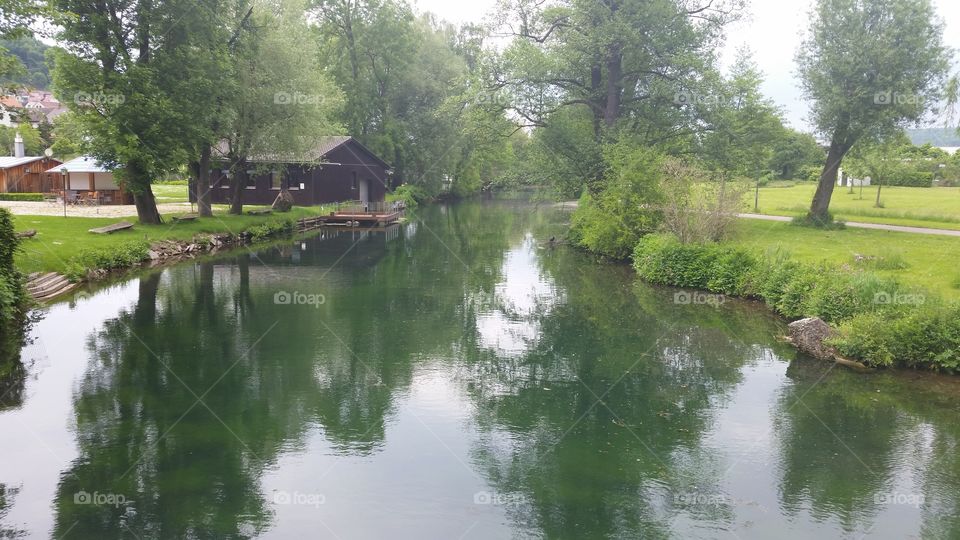 Brenz. Die Brenz in Heidenheim schön Grün
