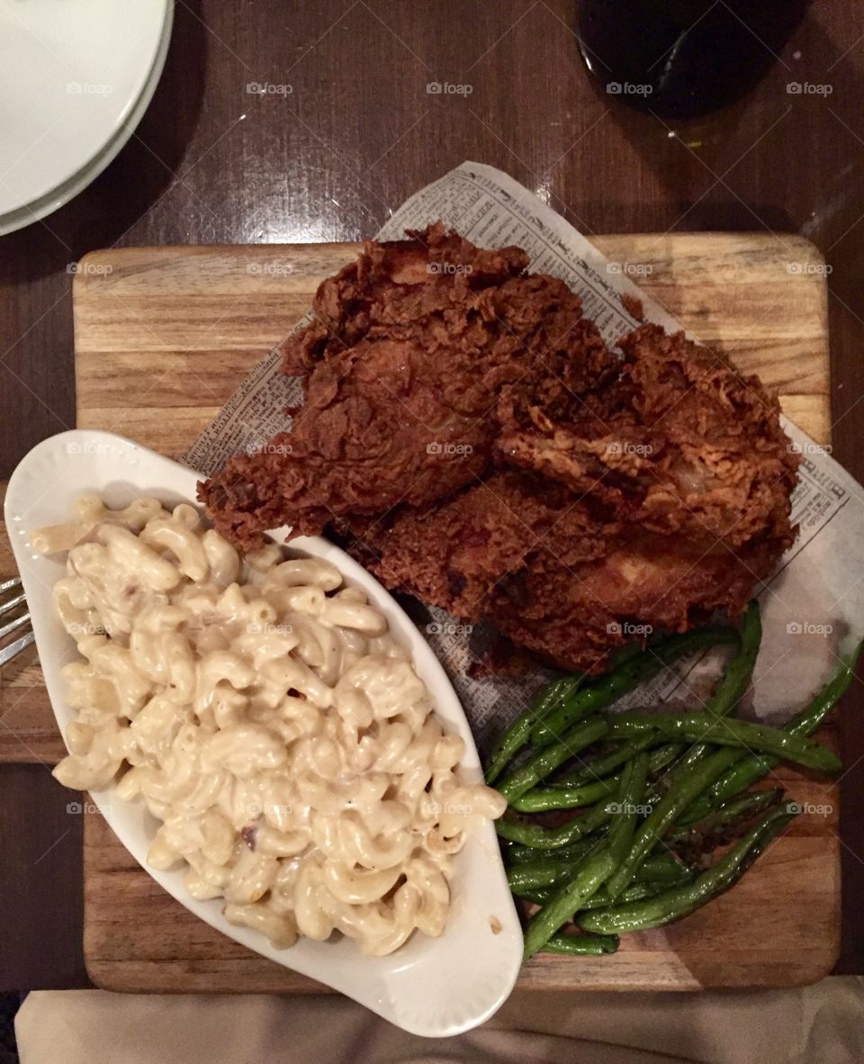 Fried Chicken with Mac and cheese 