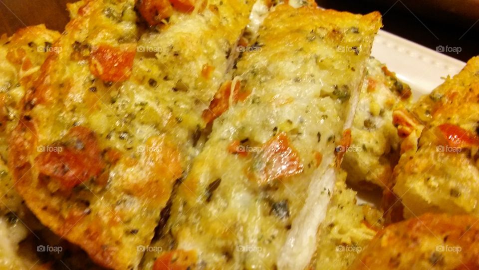 Garlic cheese and tomato bread