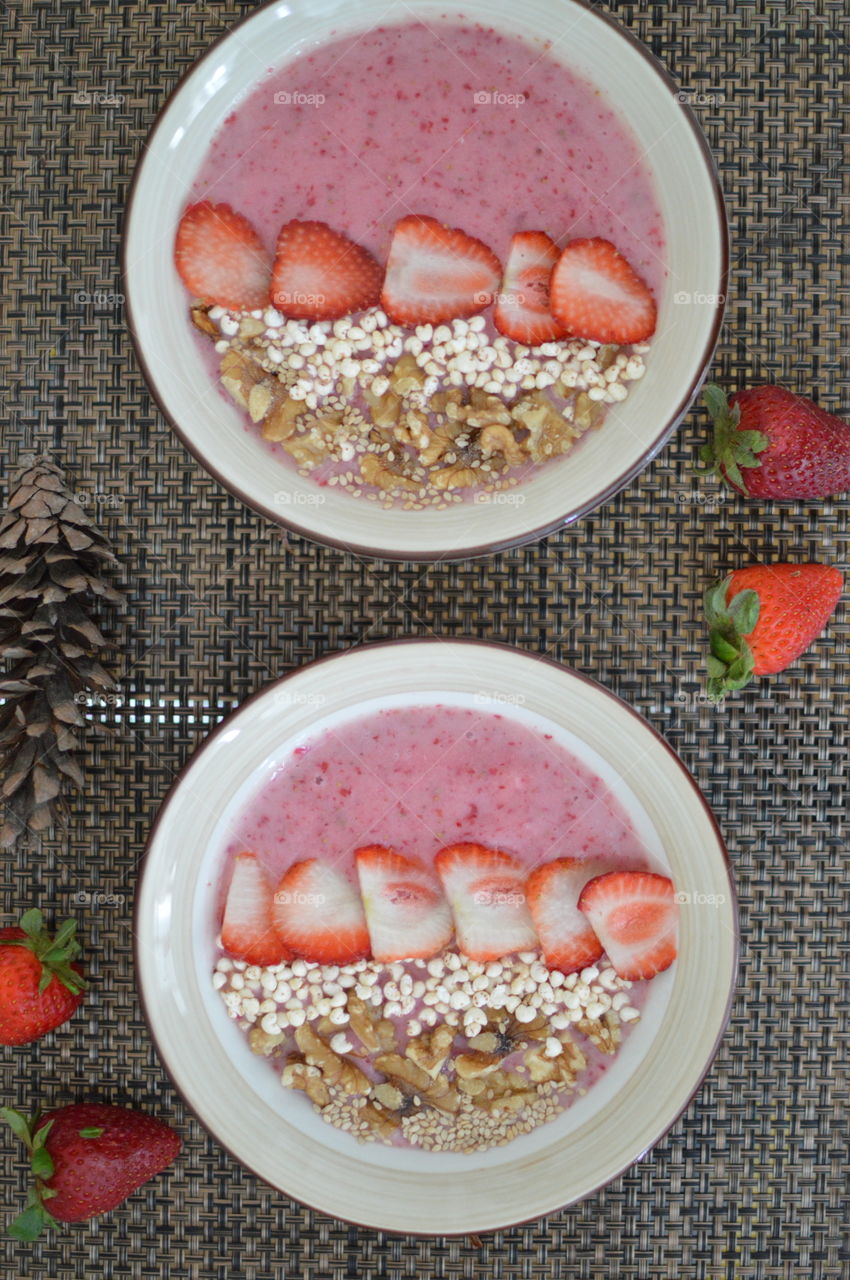Strawberry 🍓 smoothie bowl