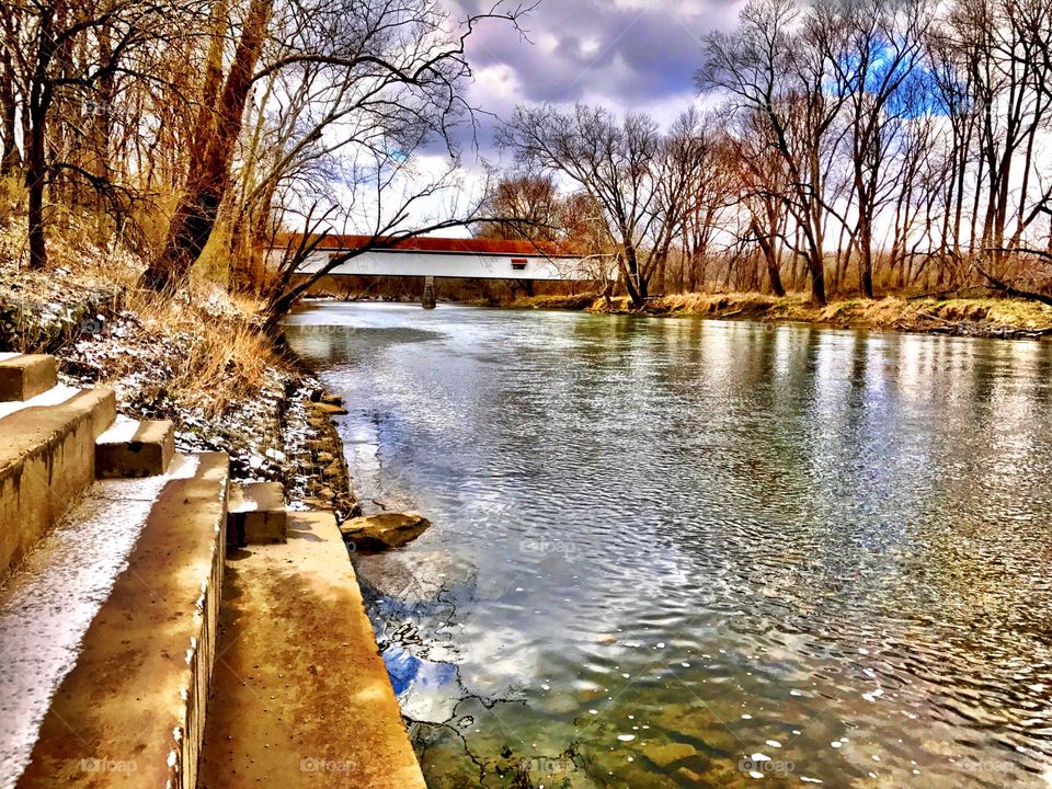 Down by the river and the covered bridge in Indiana 