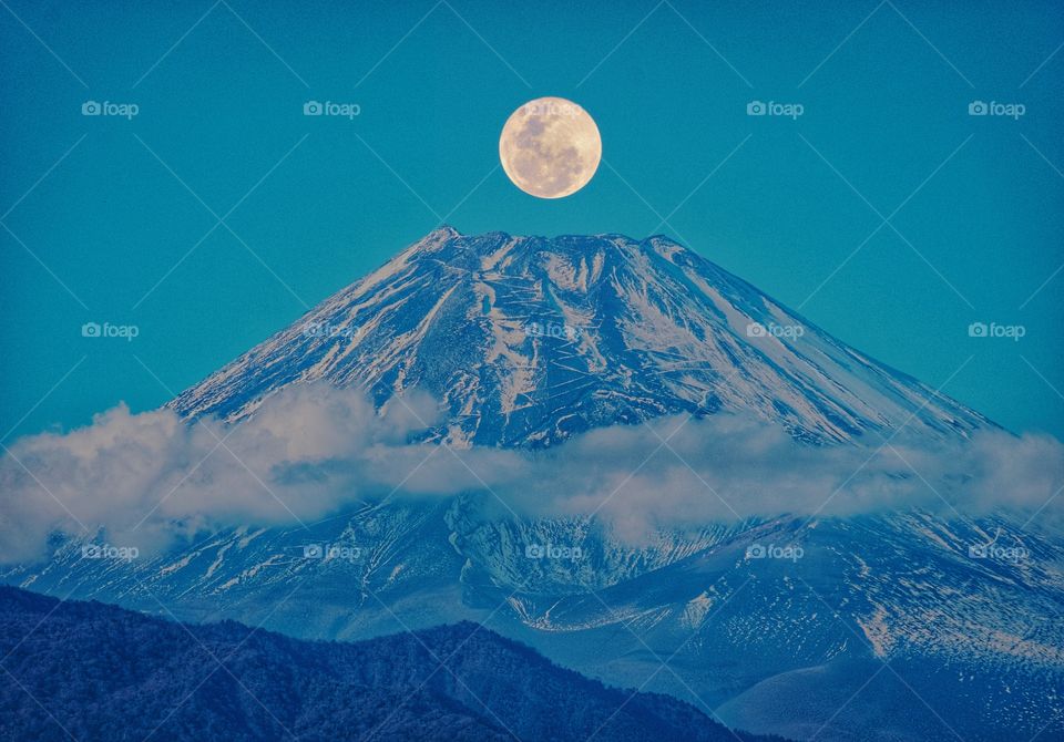 Imagination Beautiful scene of Fuji mountain in Full moon day