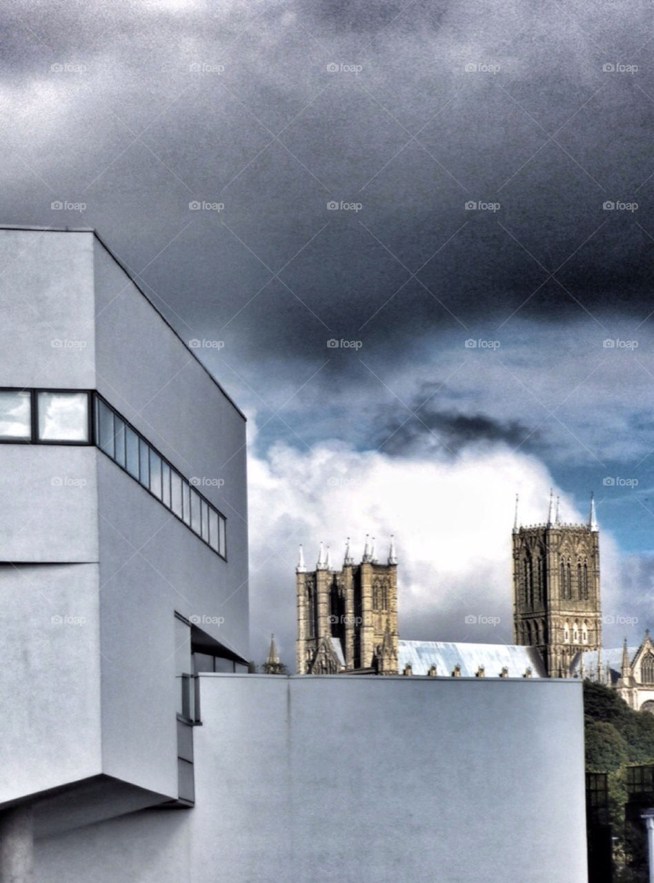 contrast modern architecture cathedral by yeadon