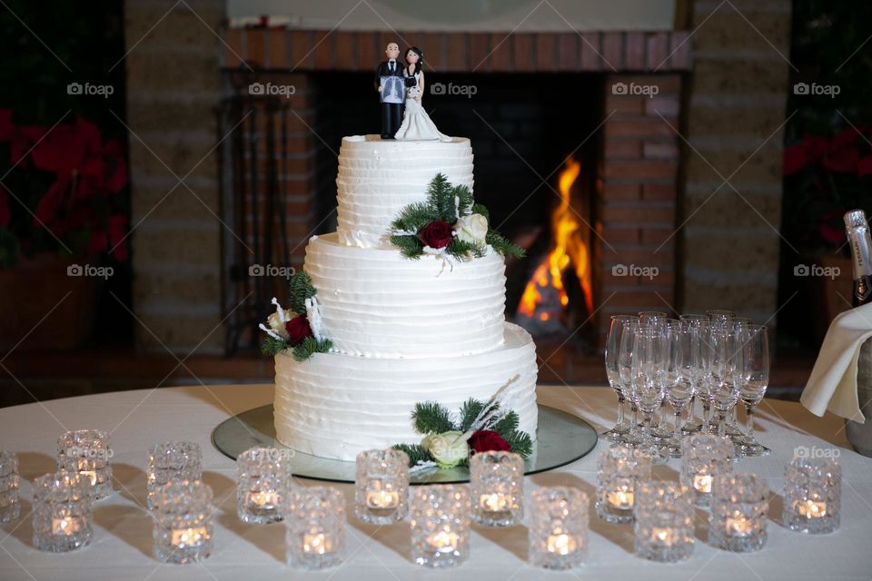 personalized wedding cake