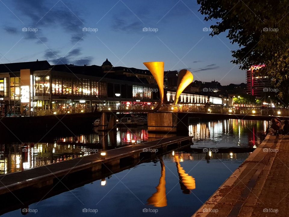 Pero's bridge at Bristol floating harbour with reflection on water