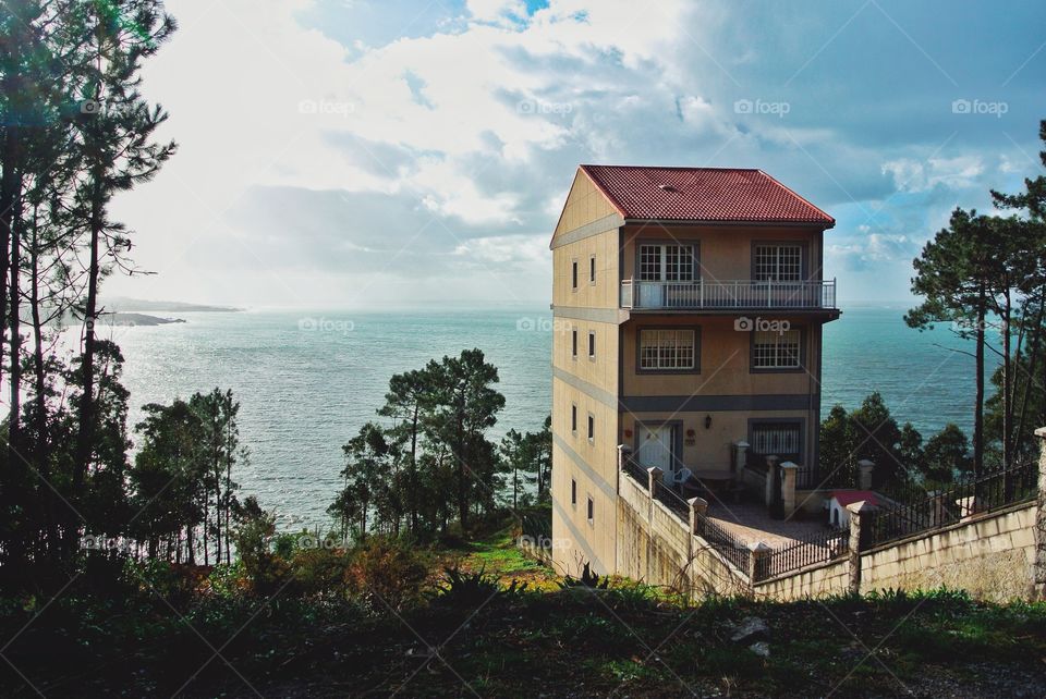 a house on the cliff