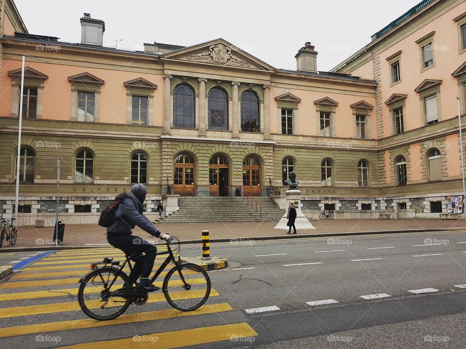 The 1st University in Geneva