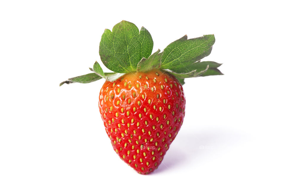 Single strawberry 