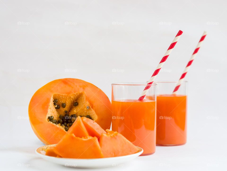 Healthy Papaya smoothie for summer.