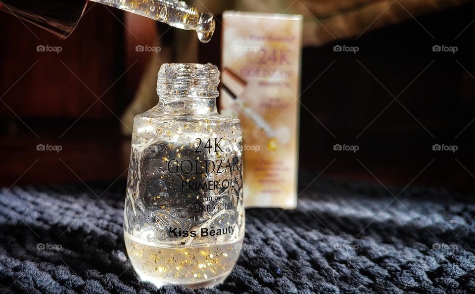 24k Goldzan, primer oil - Kiss Beauty