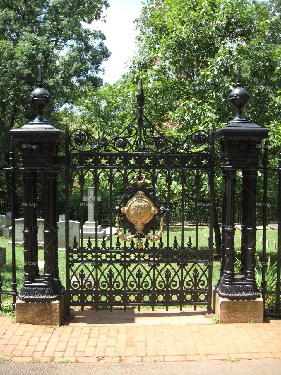 Monticello Cemetery gate