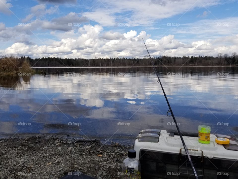 relaxing day by the lake