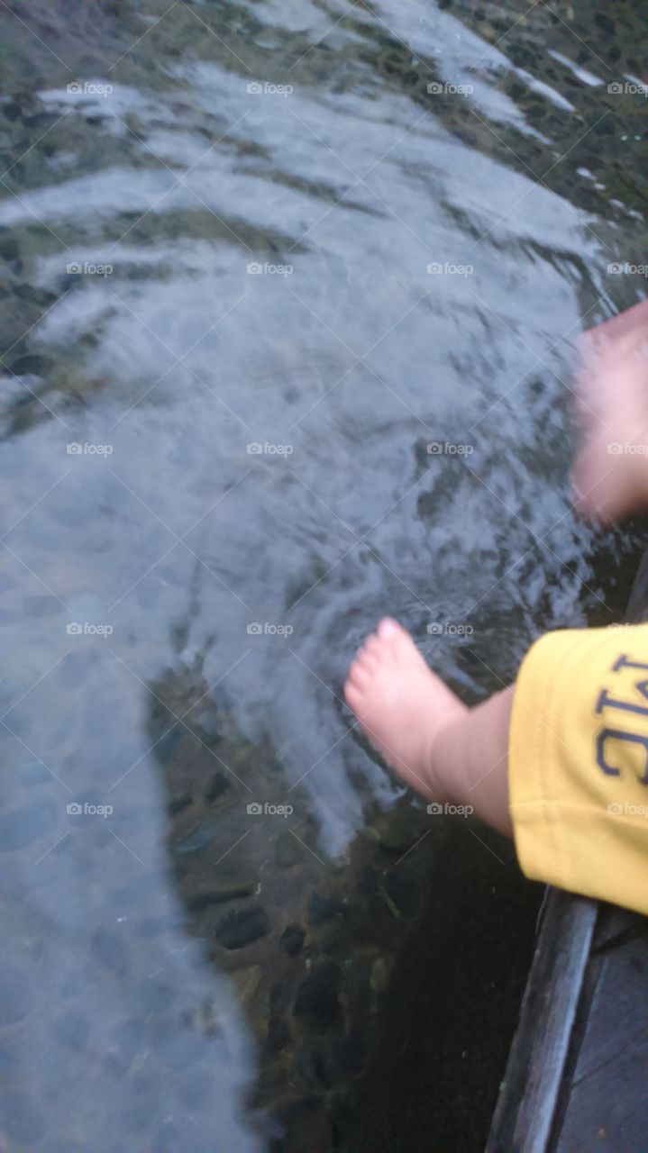 leg above the water