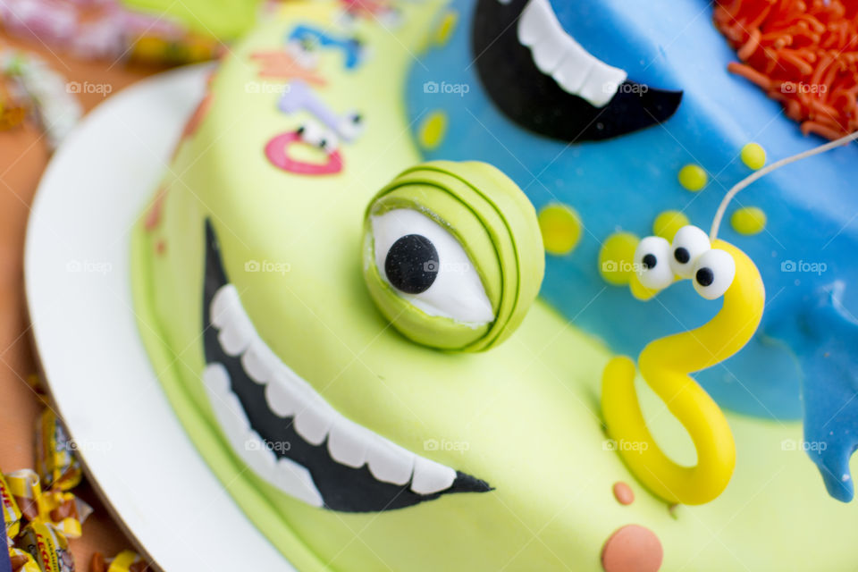 Mike Wazowski cake 🤯