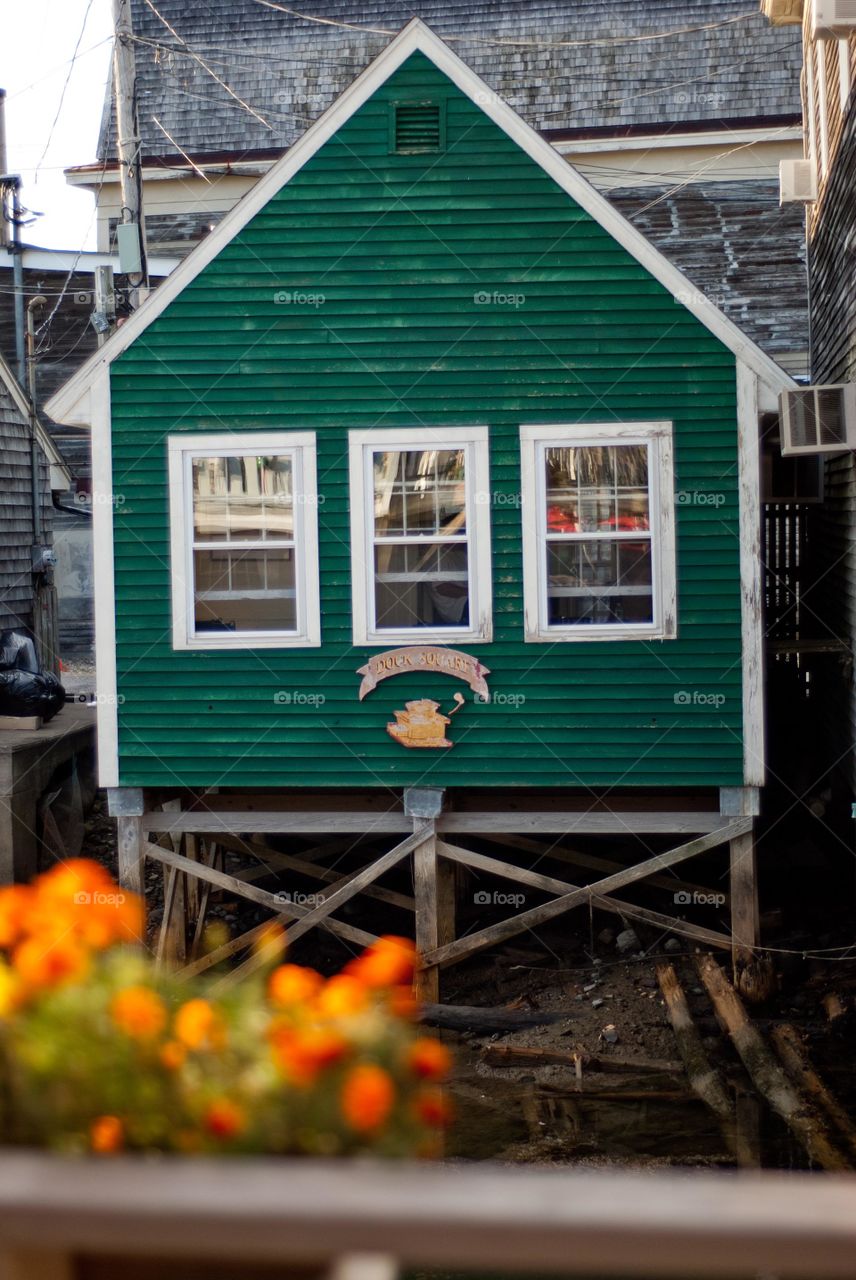 Green Waterfront House in Kennebunkport Maine