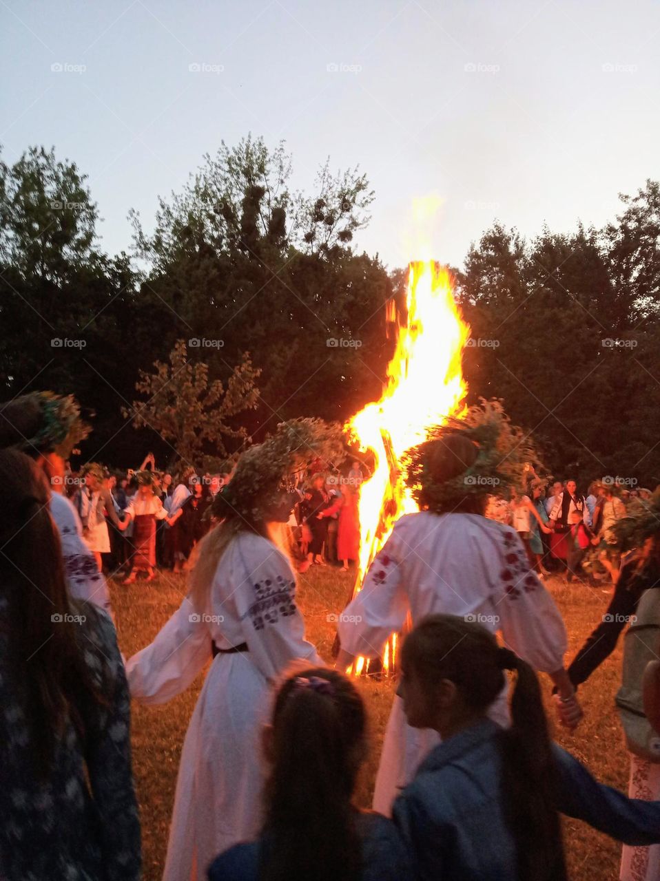 Introducing the crowds revolution! Ivan Kupala holiday, folk festivals around the fire