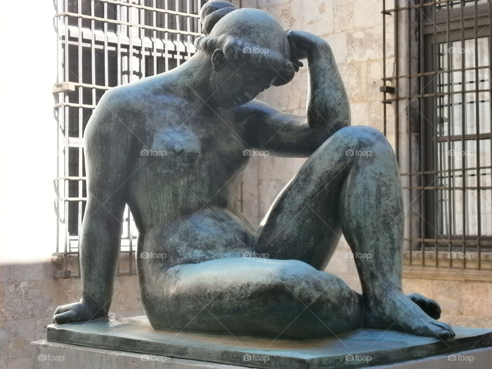 statue. Aristide Maillol. Perpignan city hall