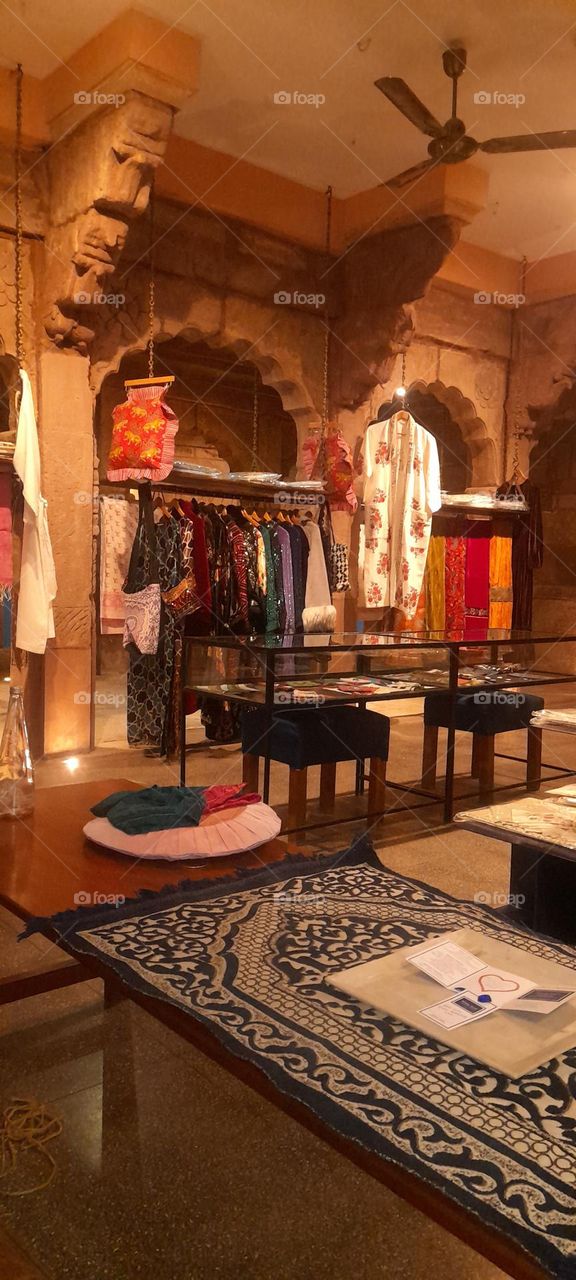 C$$lothing《 DRESSING 》££