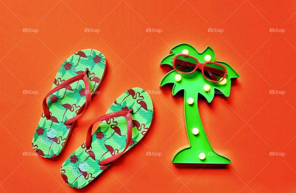 Flamingo Flip Flops & Palm Tree With Red Sunglasses 