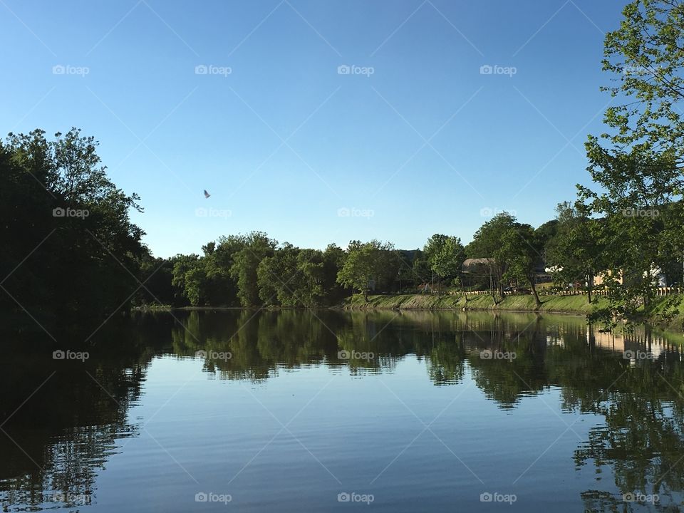 Reflection in Housatonic
