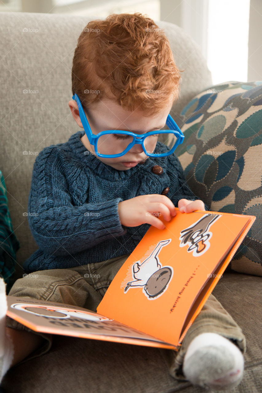 Toddler reading time 