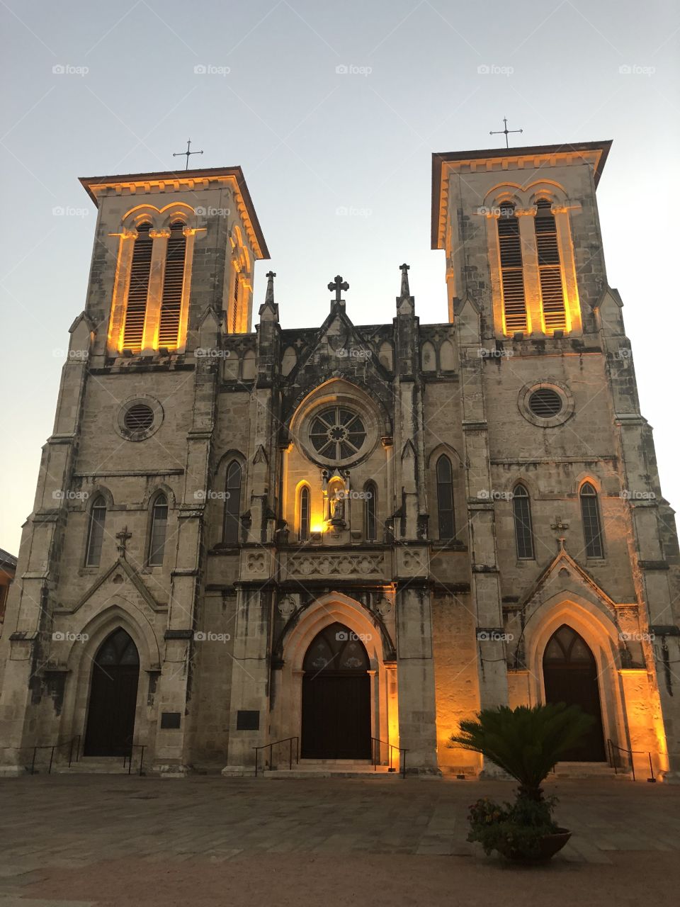 San Fernando Cathedral, San Antonio TX is breathtaking. I encourage you to go, both in its peak time to catch the light show and also early in the morning when no one else is around and become enveloped by its beauty. Meditate. Pray. Simply admire. 