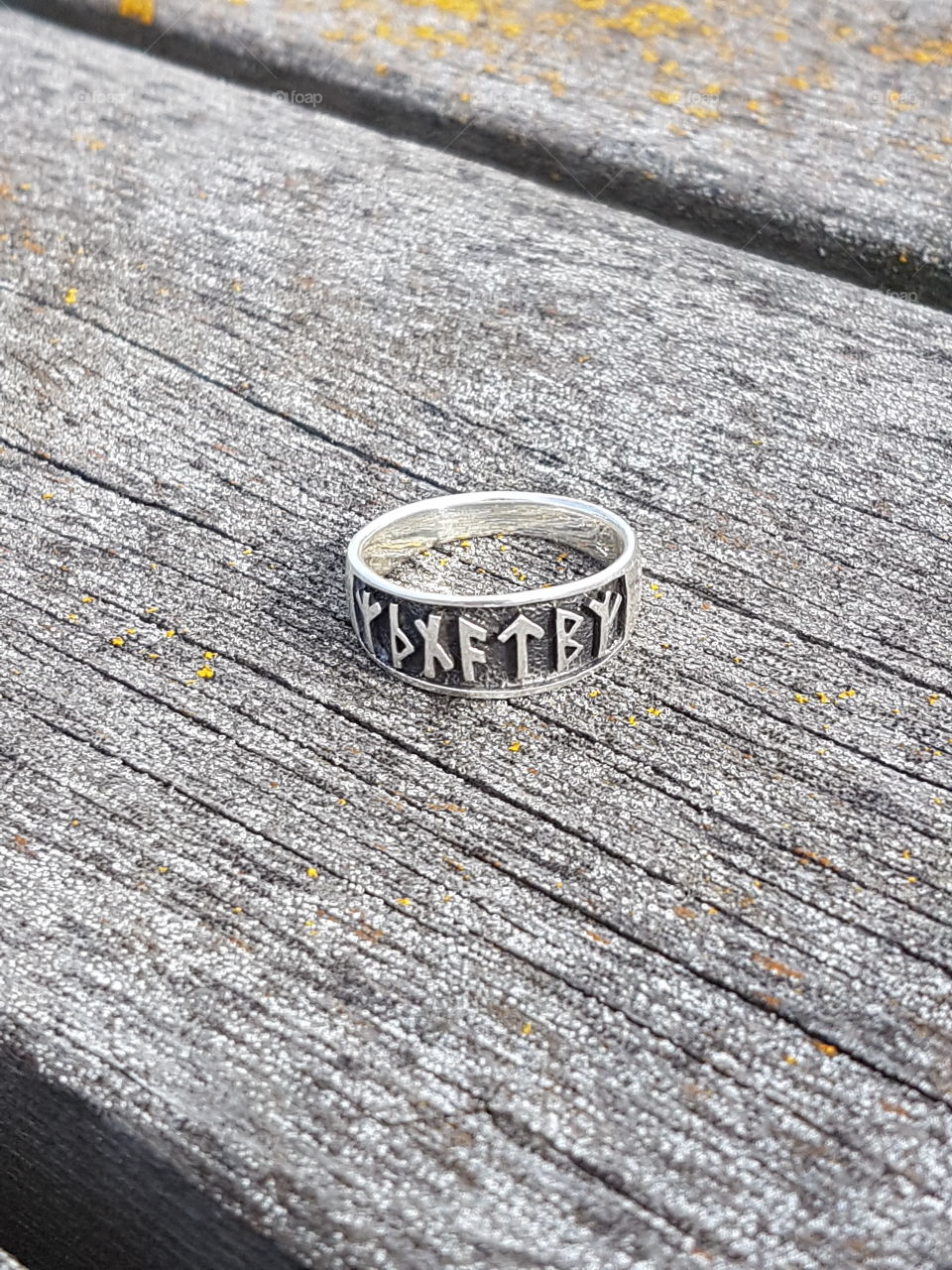 viking protected ring