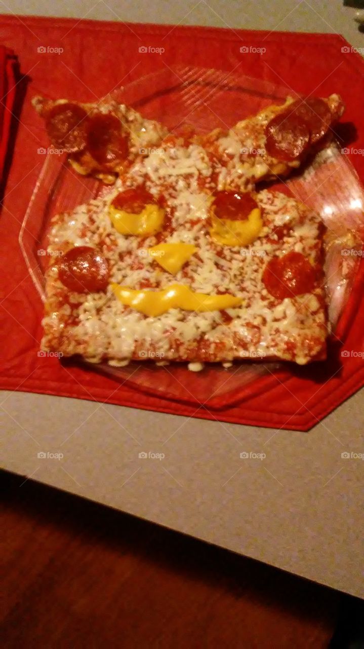 Pikachu pizza