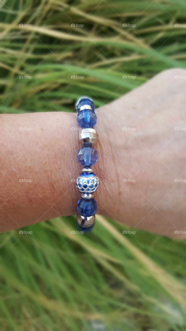 Blue and silver beaded bracelet