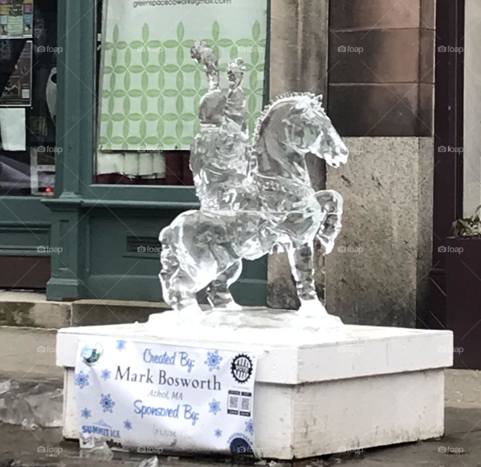 Ice sculpture 
