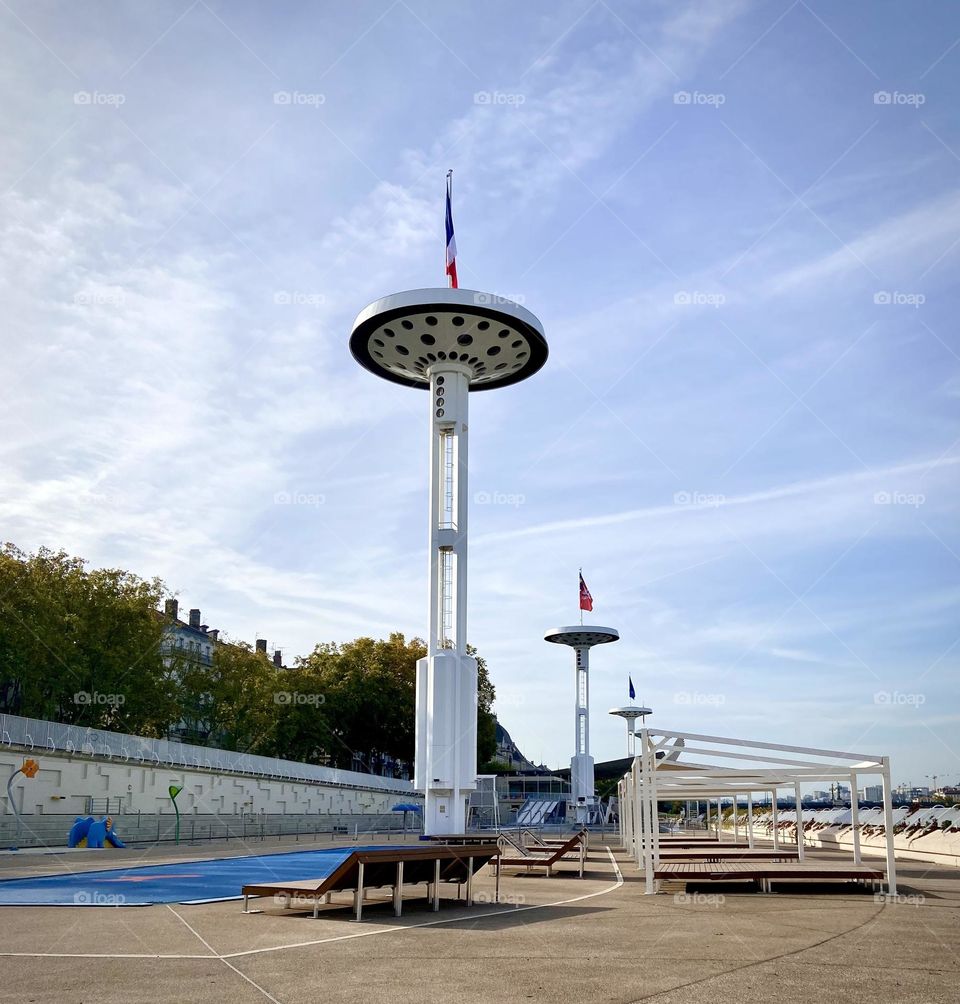 Lyon , swimming pool October 2022 . 