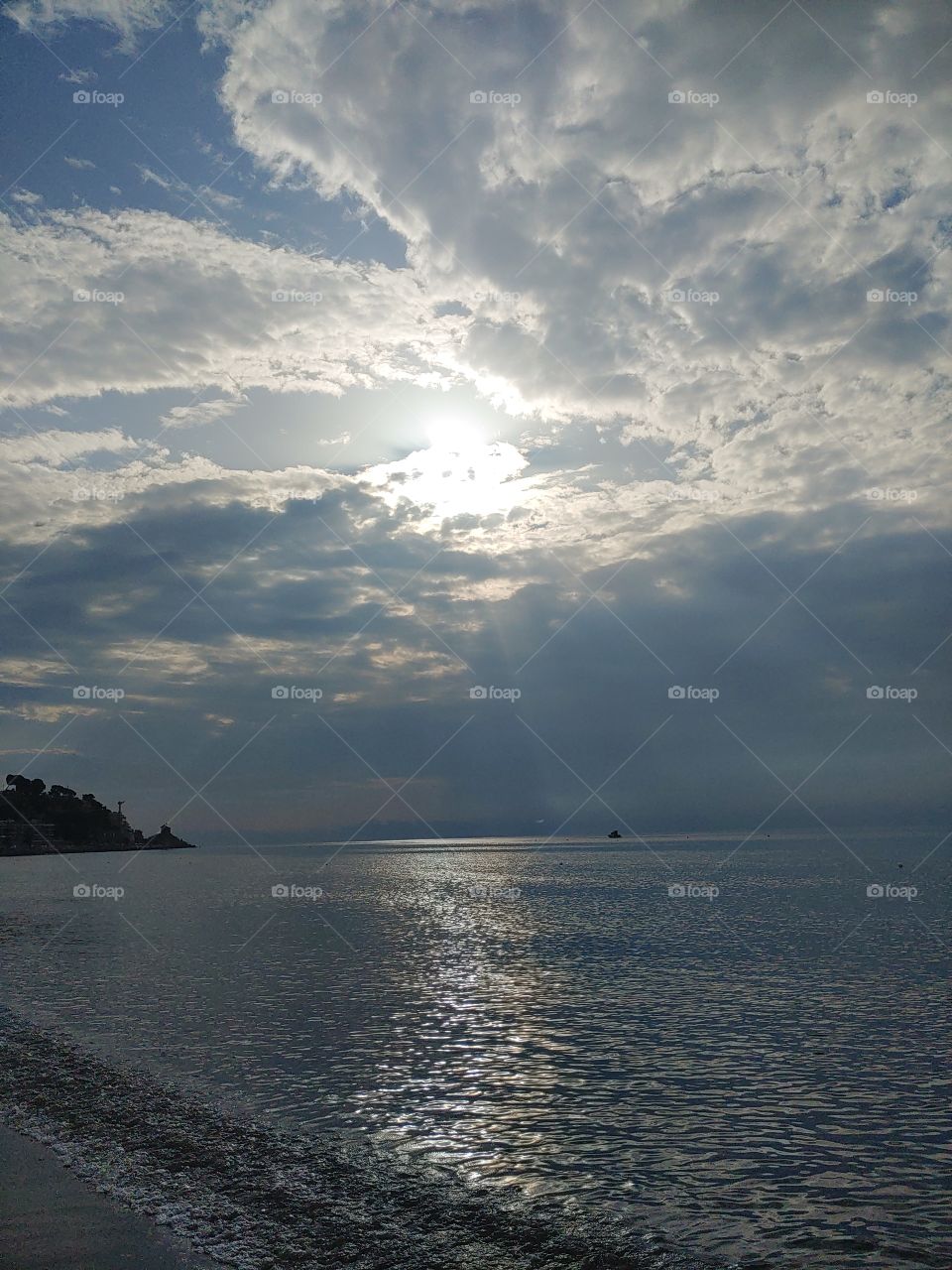 The inner peace lingers just behind the shallow of the perception we have of the world. The eye of the sky opened, showing us the bright pupil which give us the sight and the power of knowledge. In front of it we are waked.