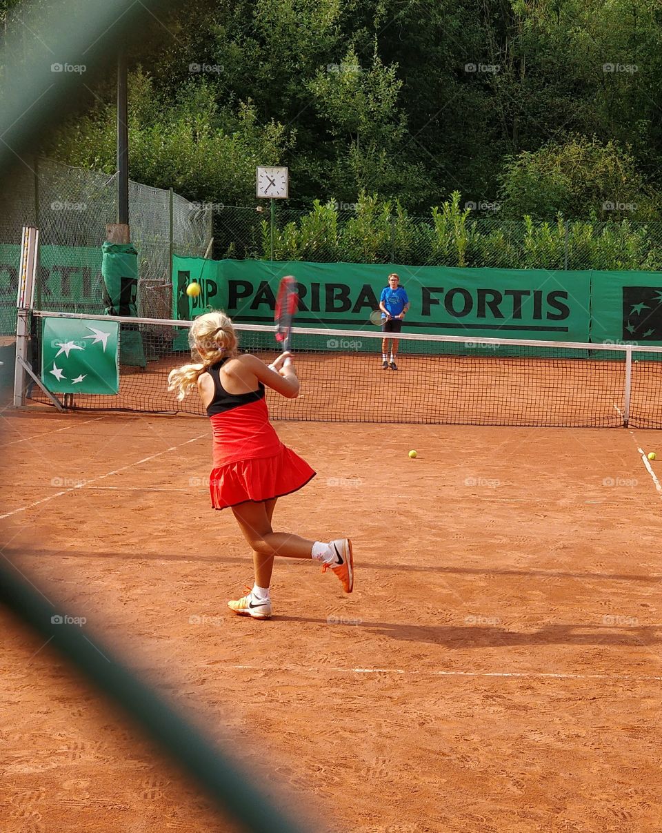 Two handed backhand