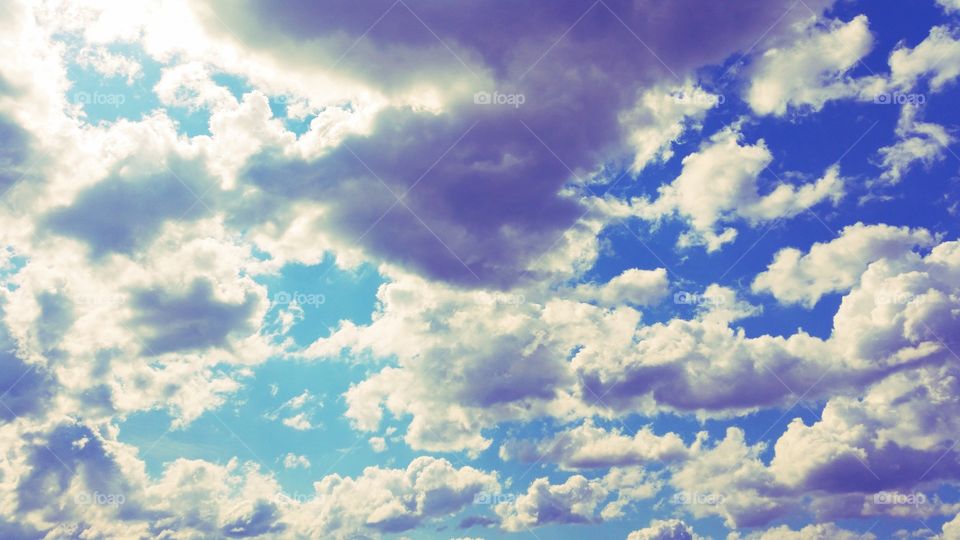 In zee clouds where I dream