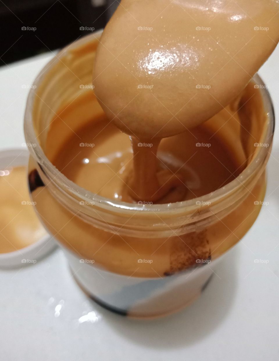 Creamy and delicious peanut butter. Yum!