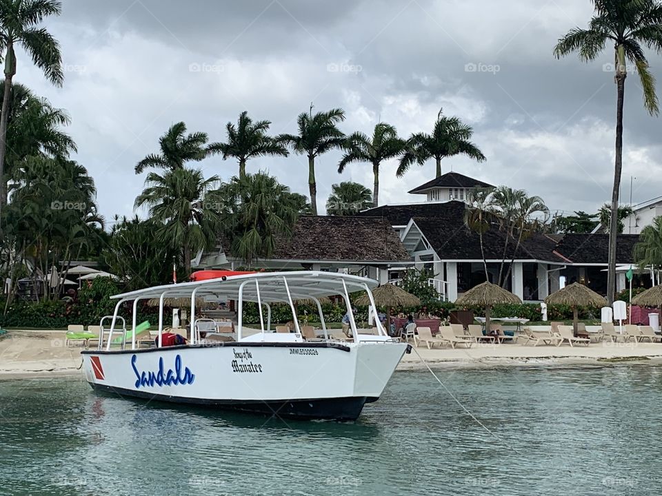 Sandals boat