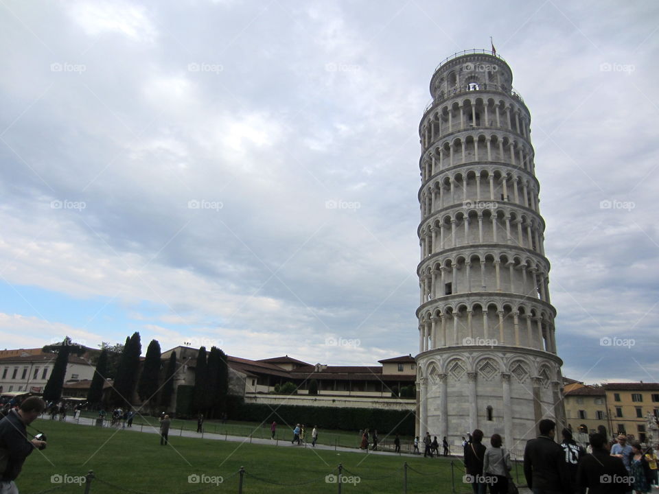 Leaning tower