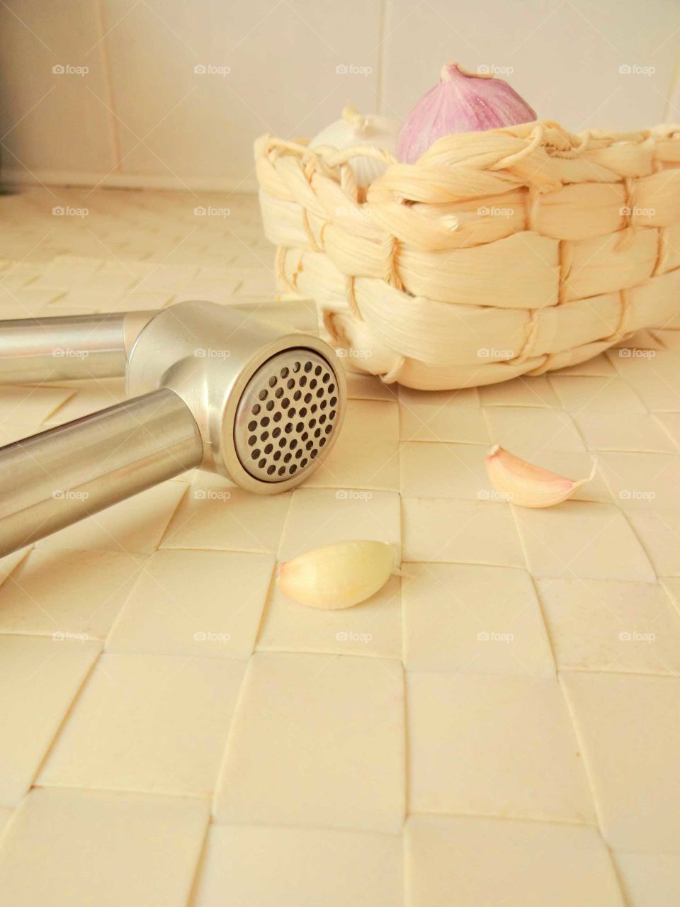 garlic squeezer