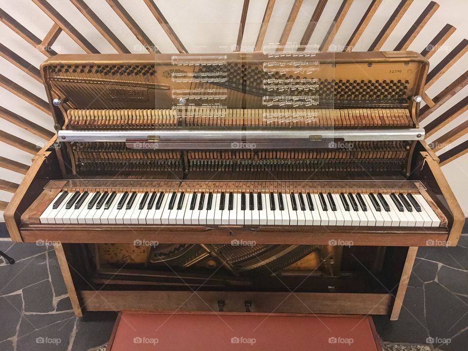 Unique piano