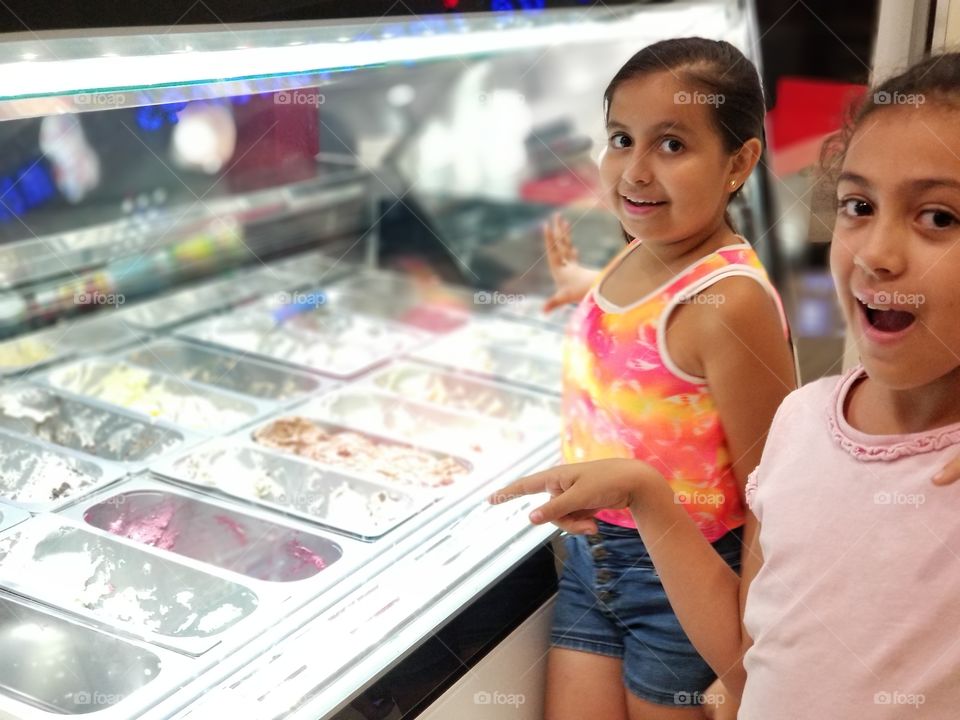 girls want ice cream