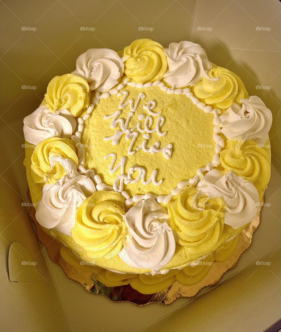 Yummy yellow lemon cake