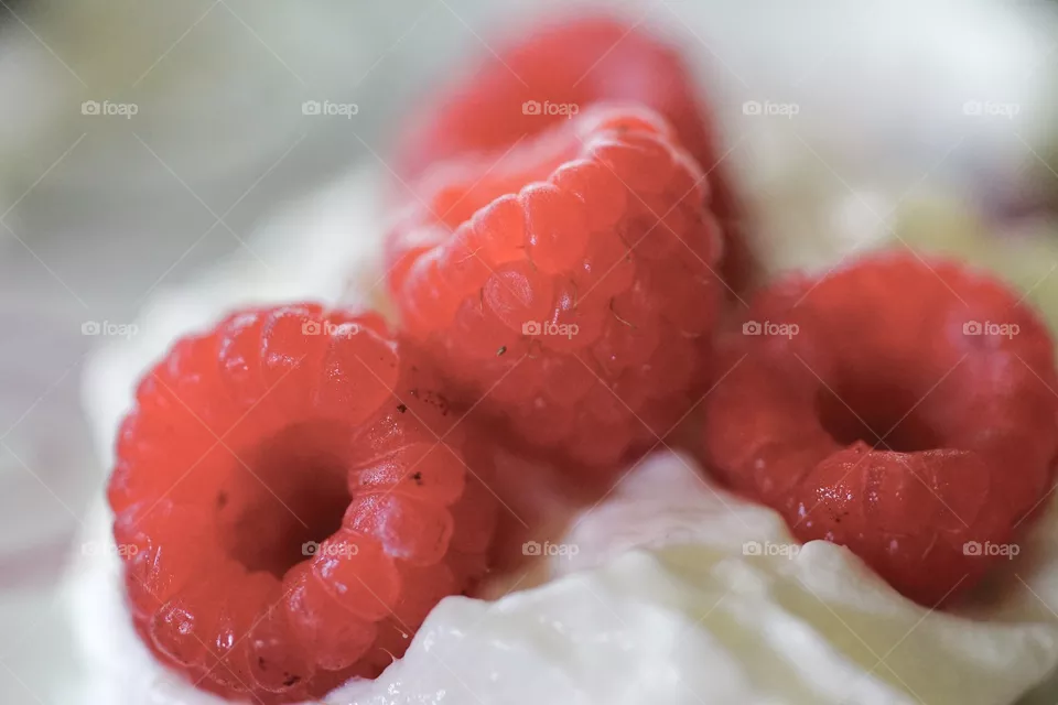 Berry Cream