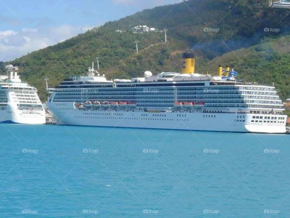 Cruise ship in the virgin islands