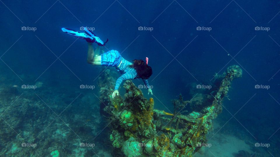This will always be one of my most memorable photo! Free diving makes me feel free. It’s my comfort and happy place.