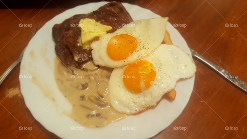 Steak n Eggs
