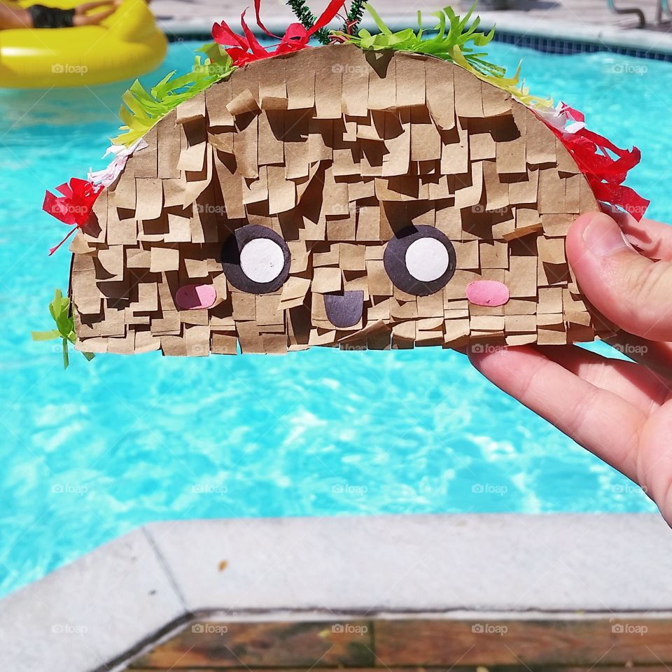 mini pinata