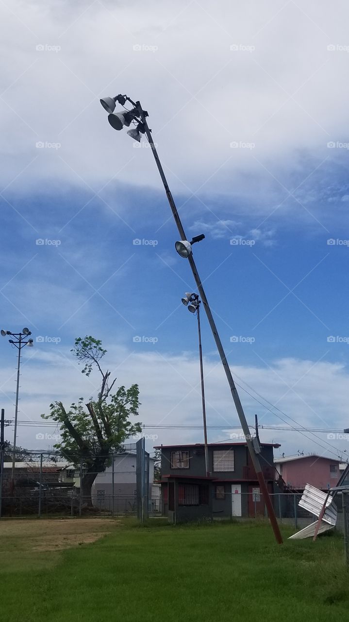 Leaning light pole