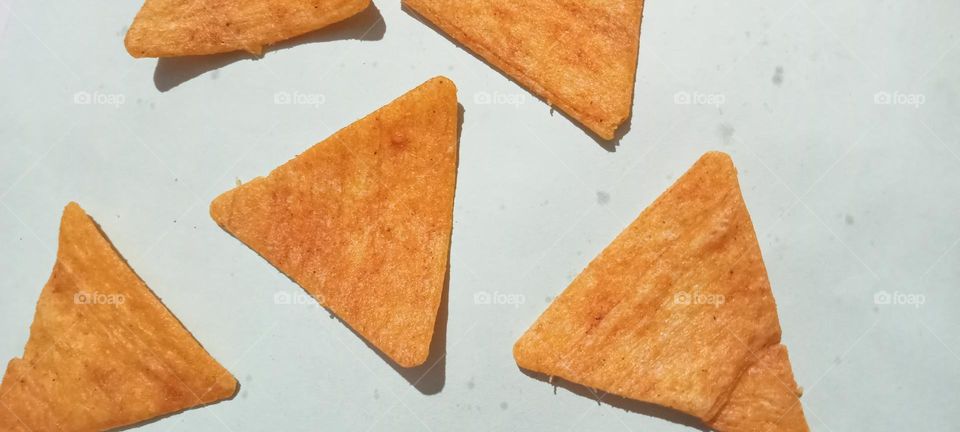 BINGO! The perfect triangle shape 📐▶️ snack 🥨