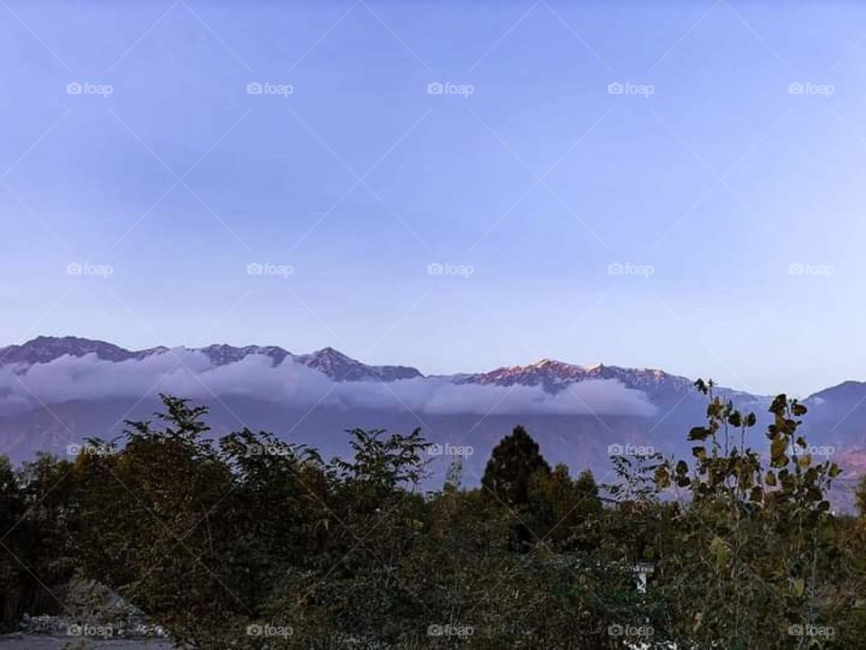 cloud in top op in mountain