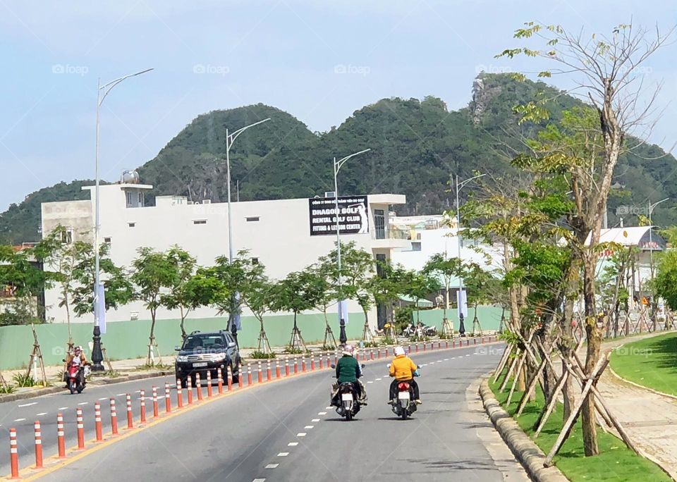 Commuting series: Motorcycles and scooters